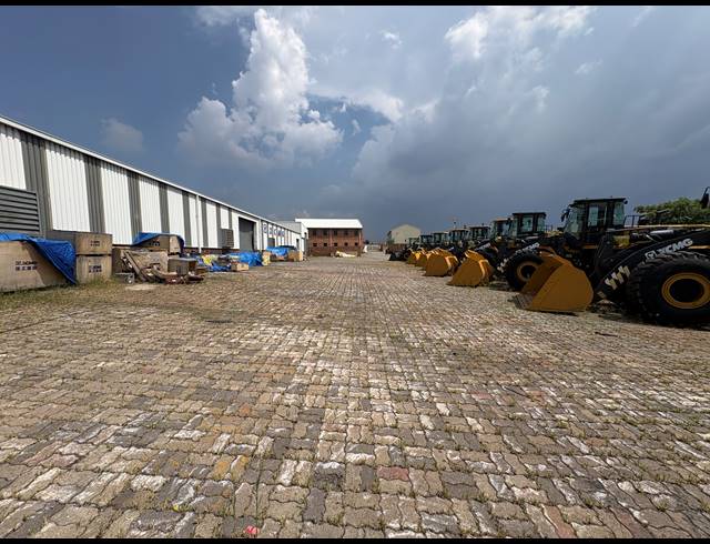 2,424M² WAREHOUSE TO LET IN SPARTAN